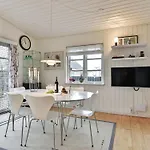 Viljami - 20m From The Sea By Interhome 펜션