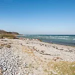 Viljami - 20m From The Sea By Interhome *