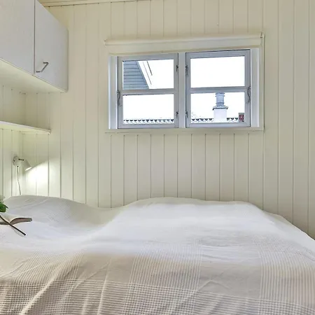 Viljami - 20m From The Sea By Interhome