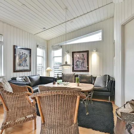 Prázdninový dům Viljami - 20m From The Sea By Interhome *